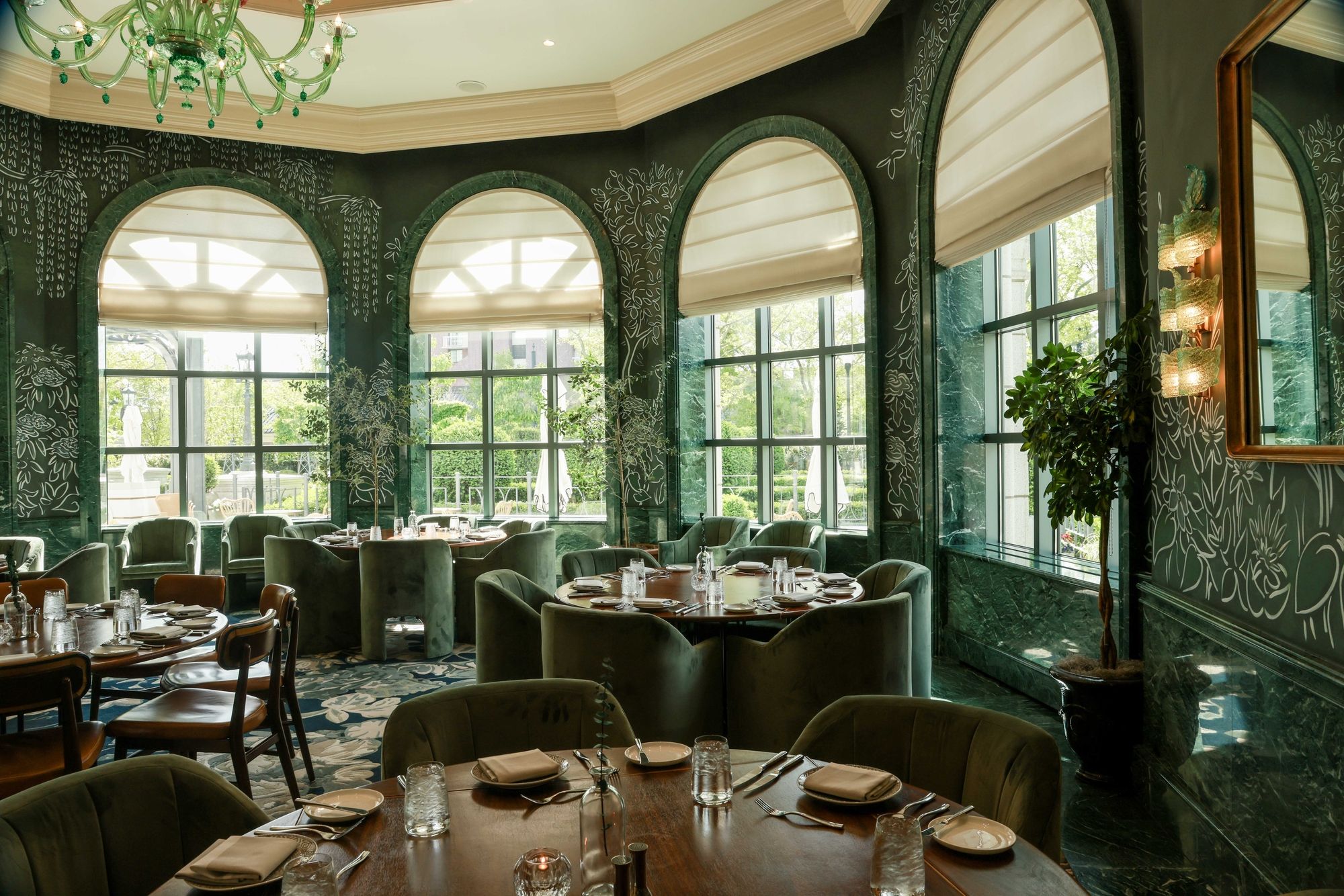 Olive Room Day Time - Detail