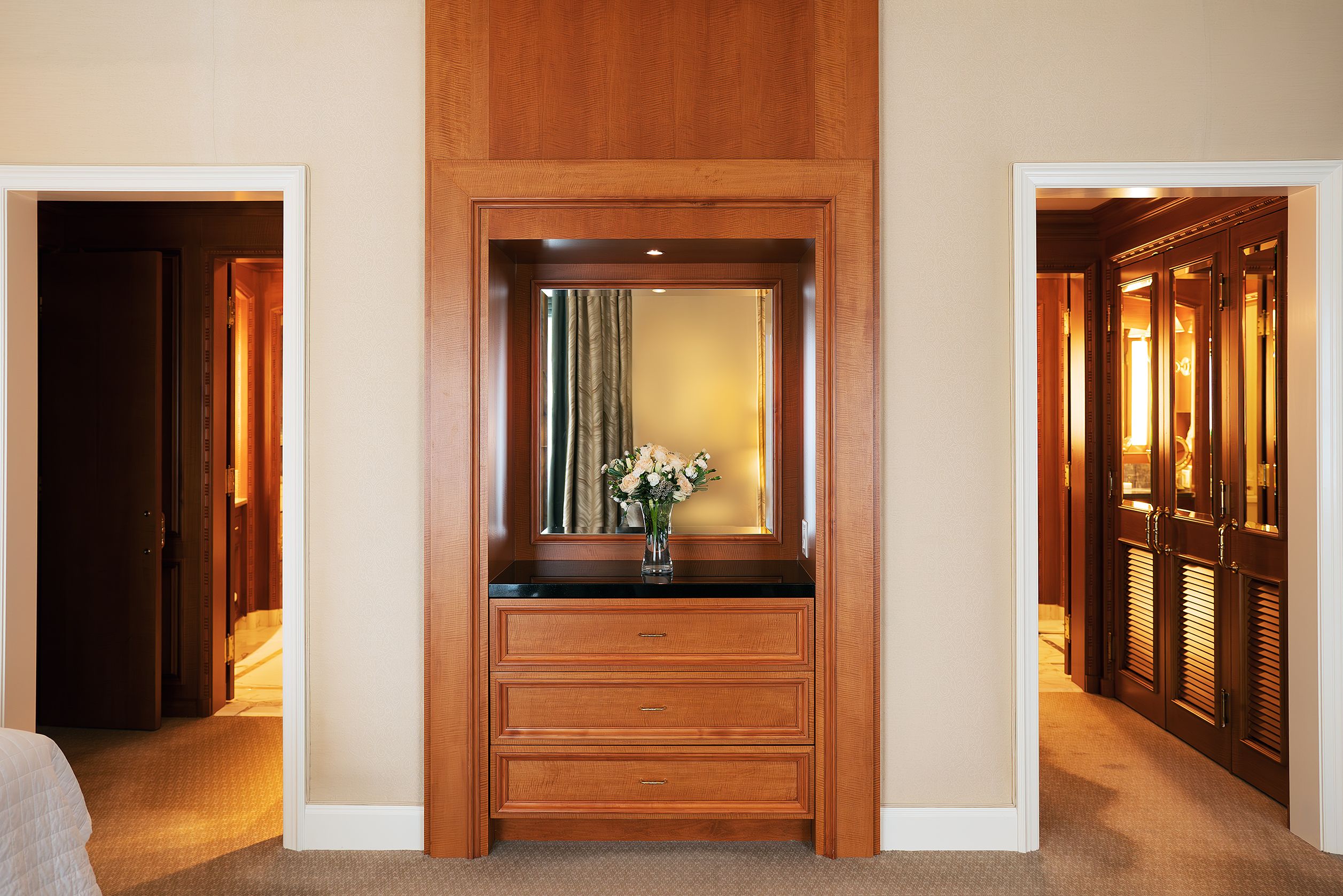 presidential suite bathroom entrance