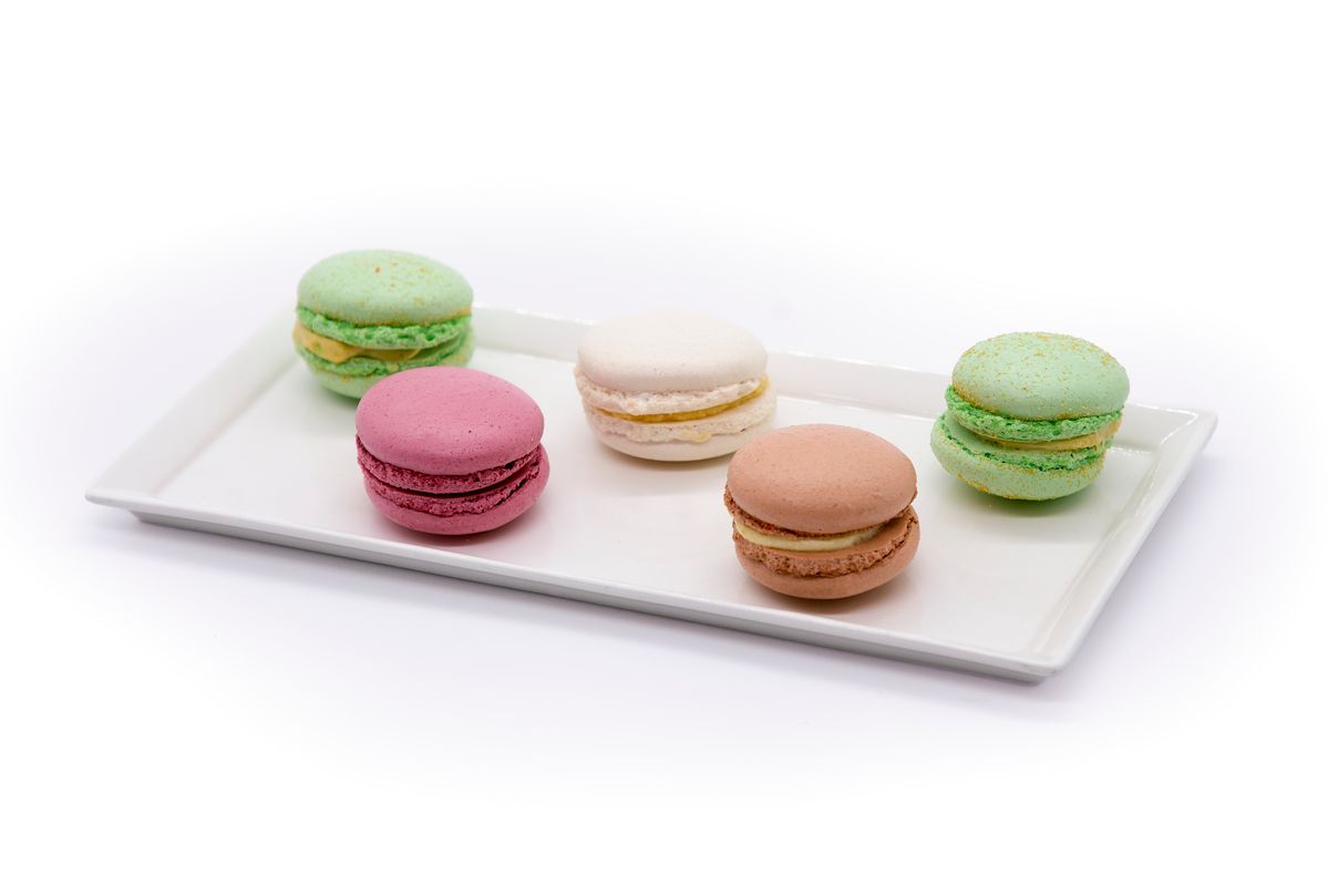 plate of macarons