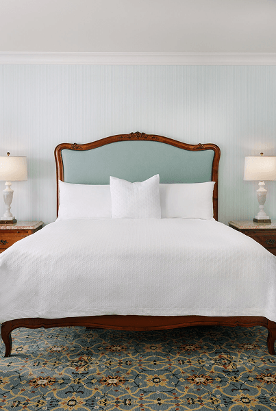 Bed with nightstands