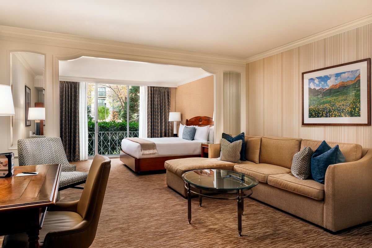 Garden Room with king bed and living space