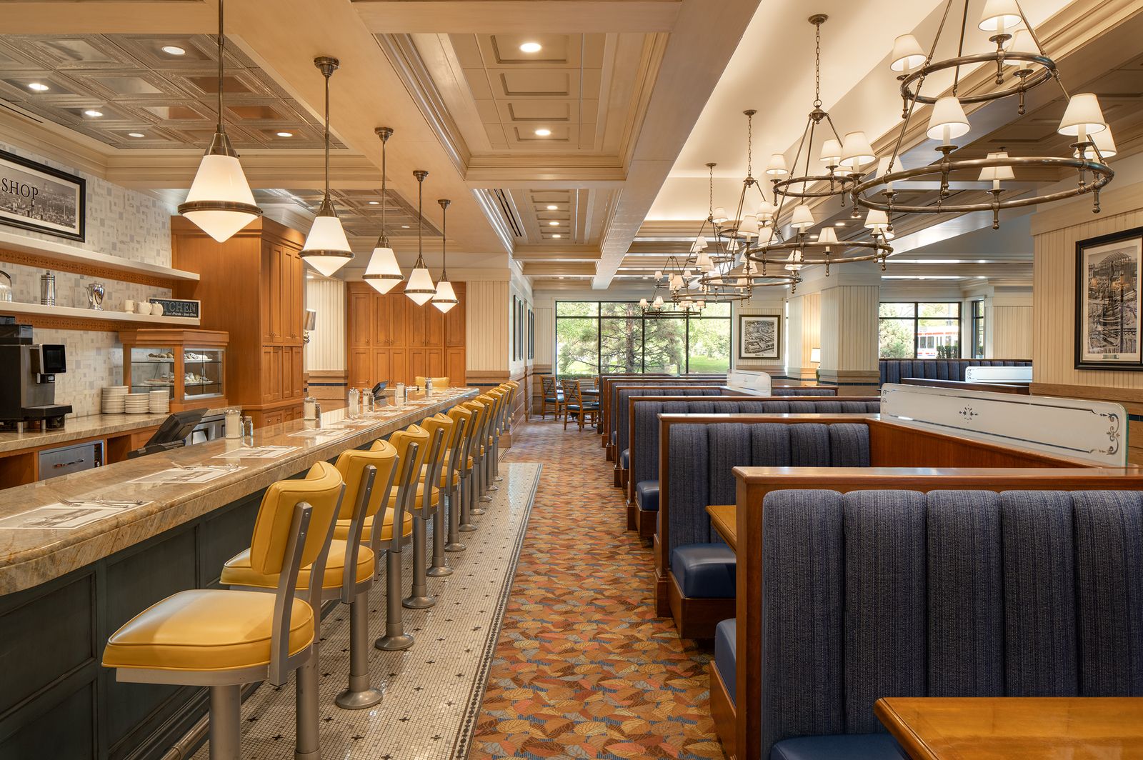 photo of the countertop seating and some booths